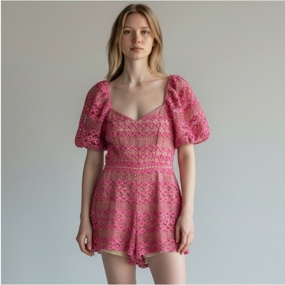Adelyn Rae Romper Womens‎ Small Pink Lace Puff Sleeve Backless Sweetheart Cutout
